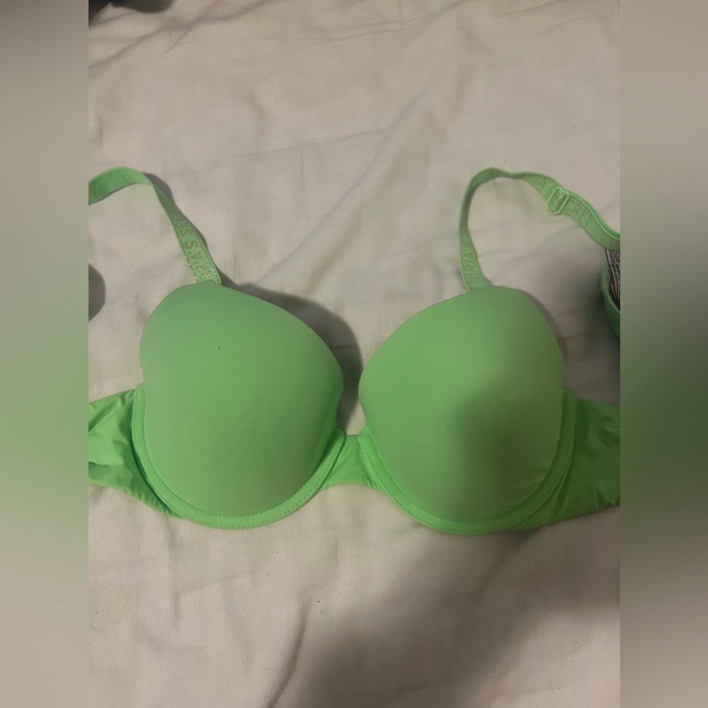 green victoria’s secret push up tshirt full coverage bra